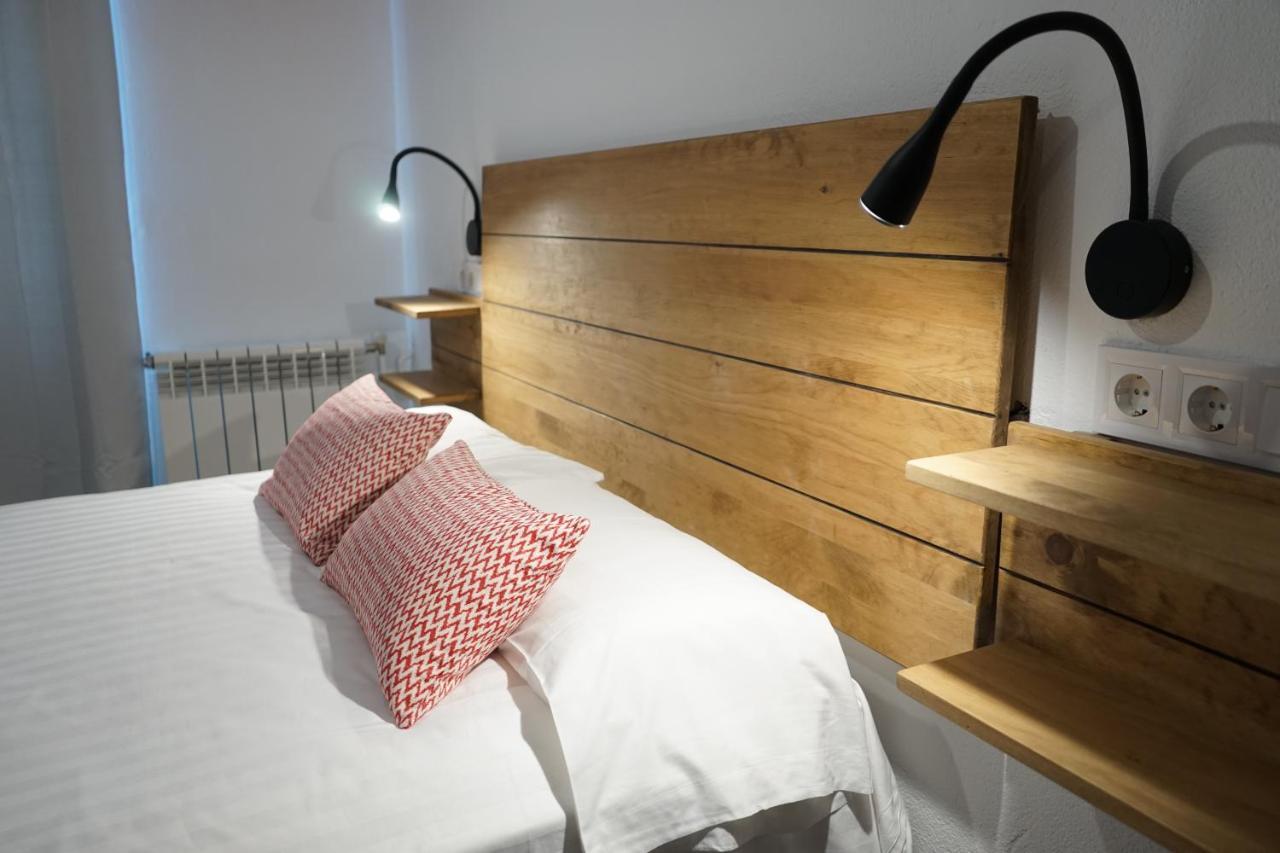 Fonda Biayna Hotel Bellver De Cerdanya Eksteriør billede