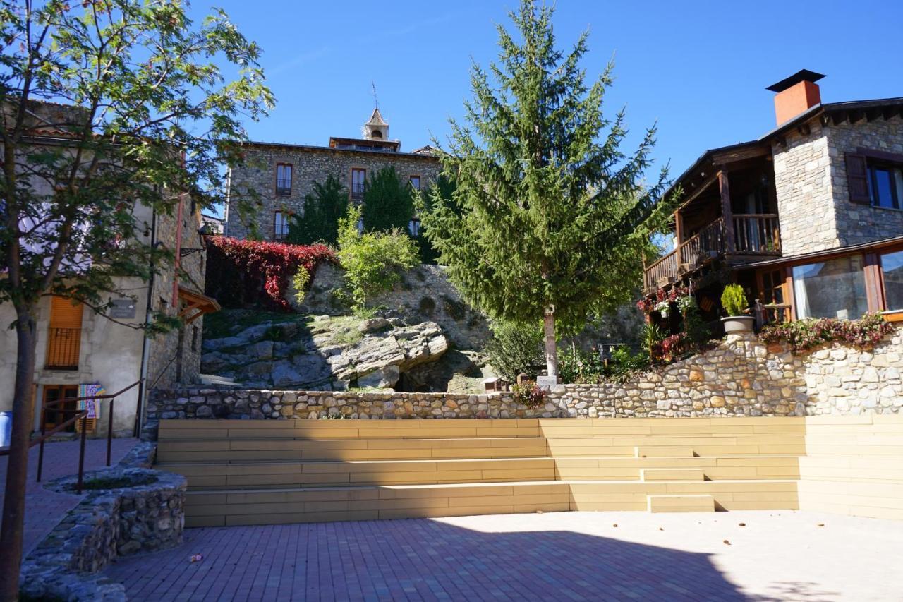 Fonda Biayna Hotel Bellver De Cerdanya Eksteriør billede