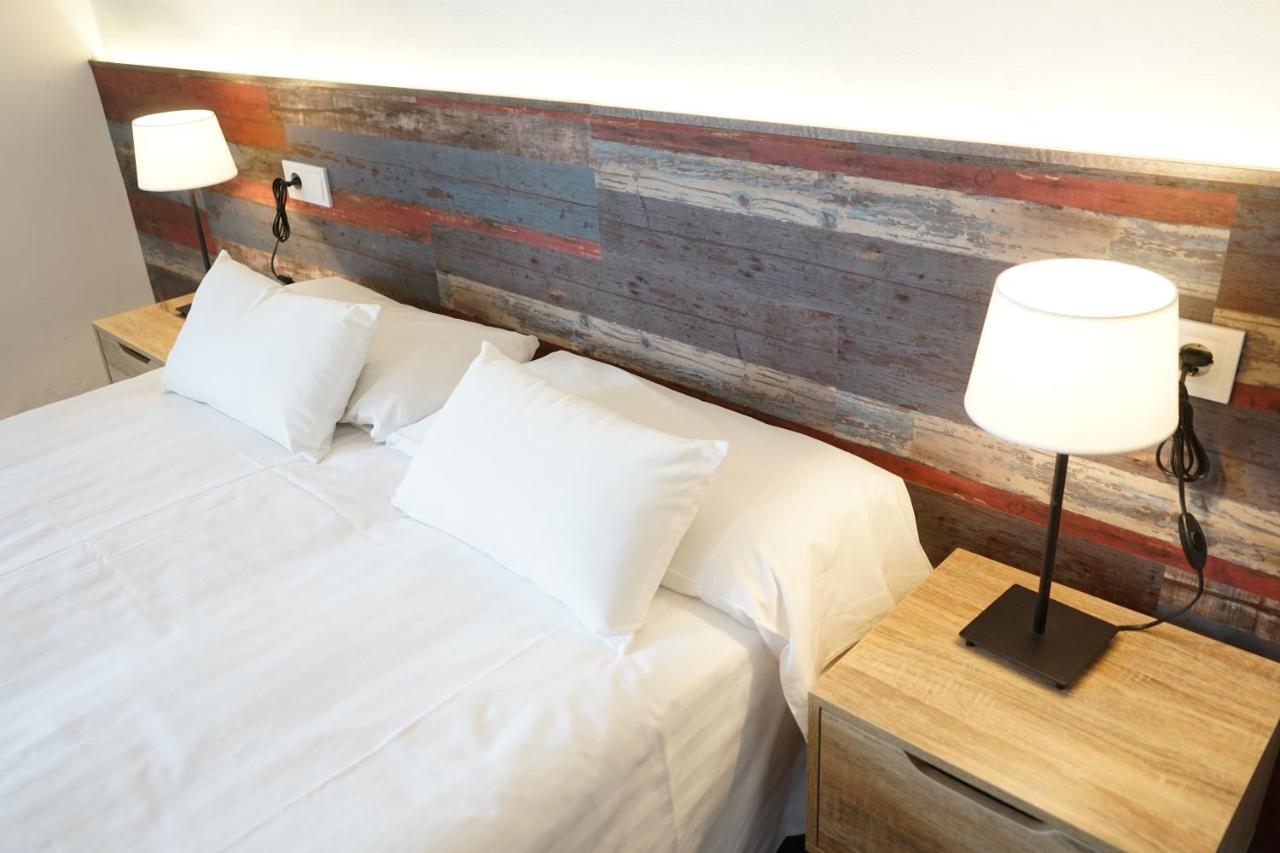 Fonda Biayna Hotel Bellver De Cerdanya Eksteriør billede
