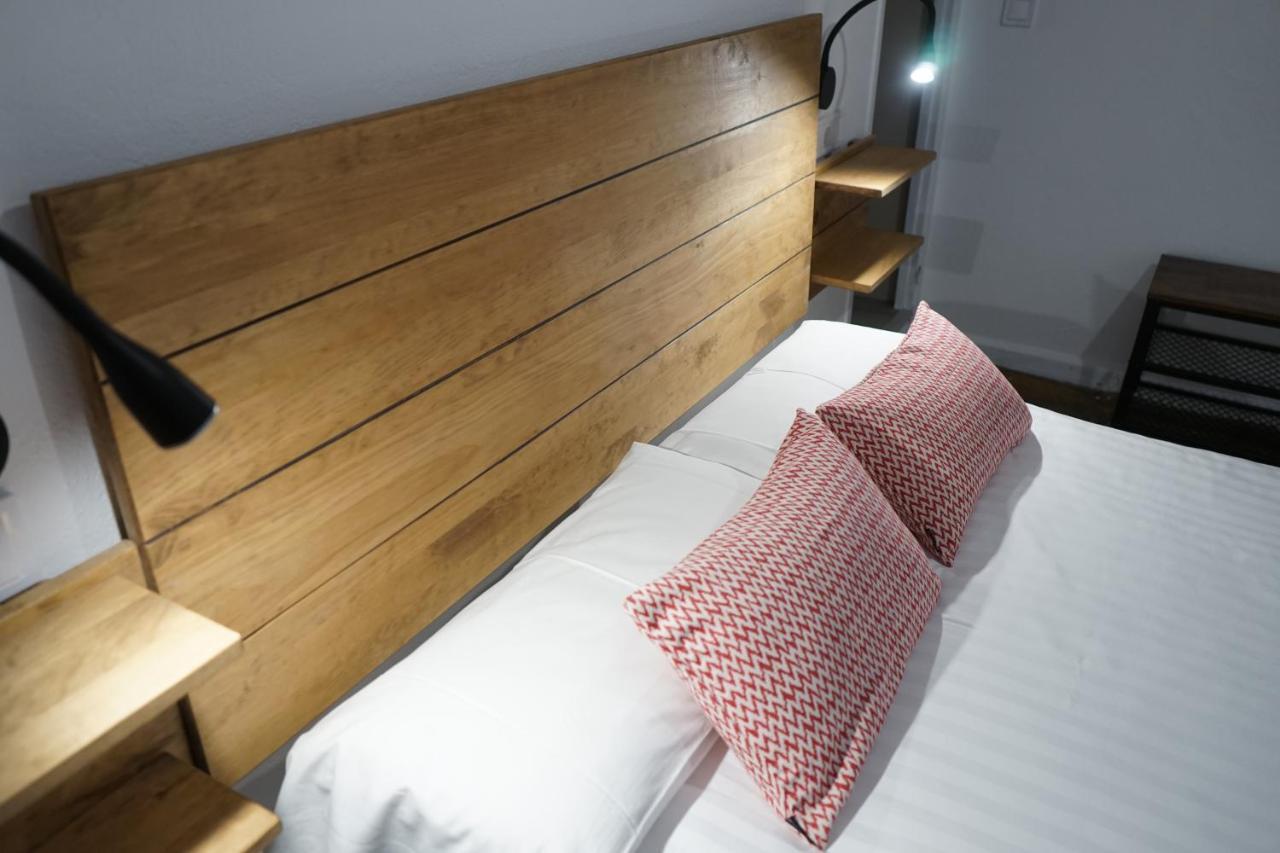 Fonda Biayna Hotel Bellver De Cerdanya Eksteriør billede