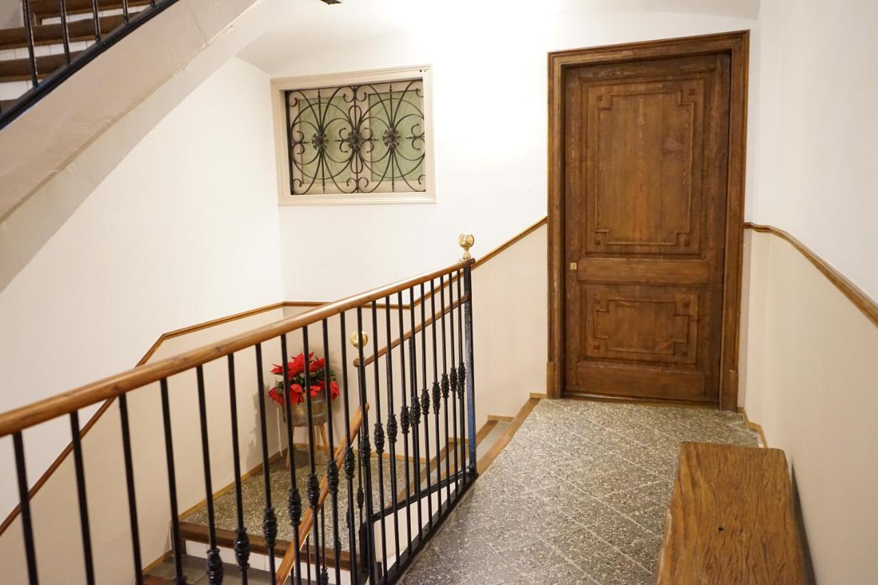 Fonda Biayna Hotel Bellver De Cerdanya Eksteriør billede