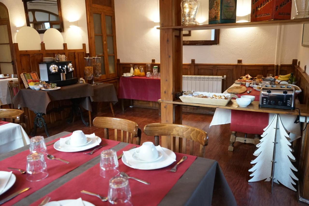 Fonda Biayna Hotel Bellver De Cerdanya Eksteriør billede