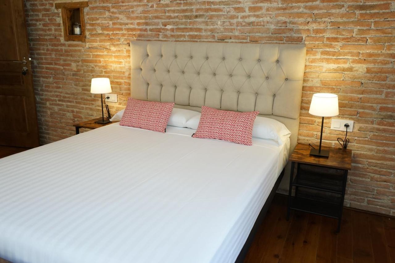 Fonda Biayna Hotel Bellver De Cerdanya Eksteriør billede